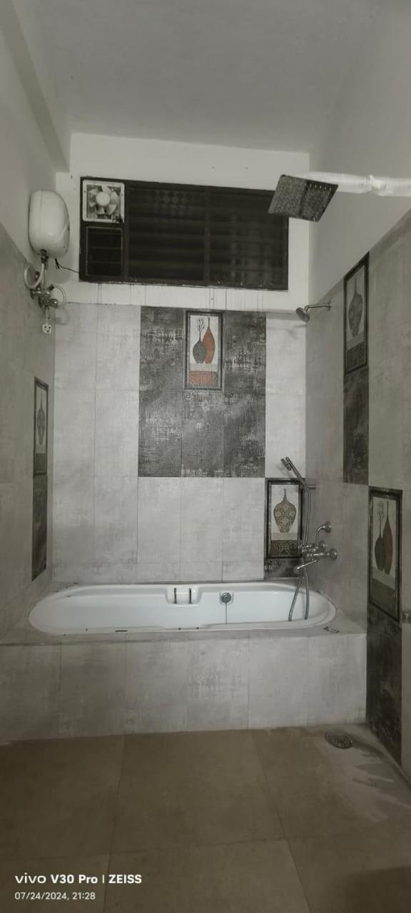 The Lake Farm House Villa Chennai Ngoại thất bức ảnh